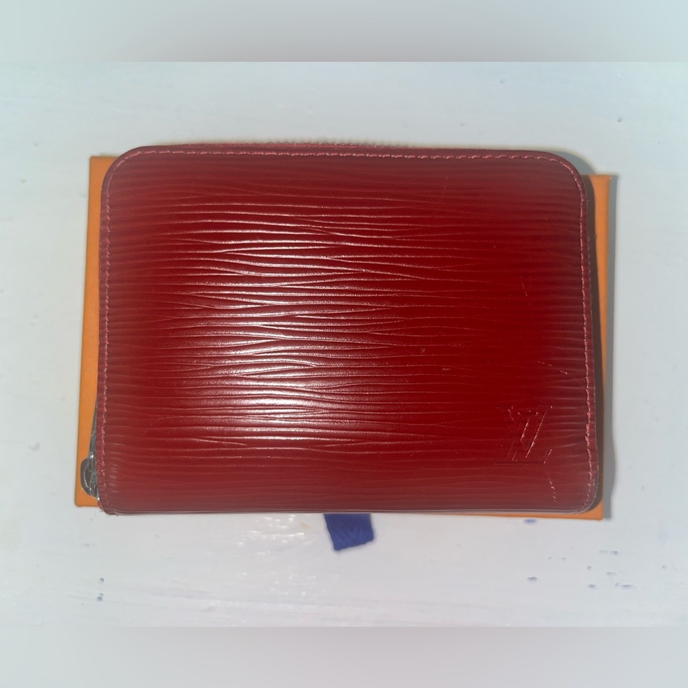 Louis Vuitton Red Epi Compact Zippy Wallet (COA included) - Picture 3 of 16